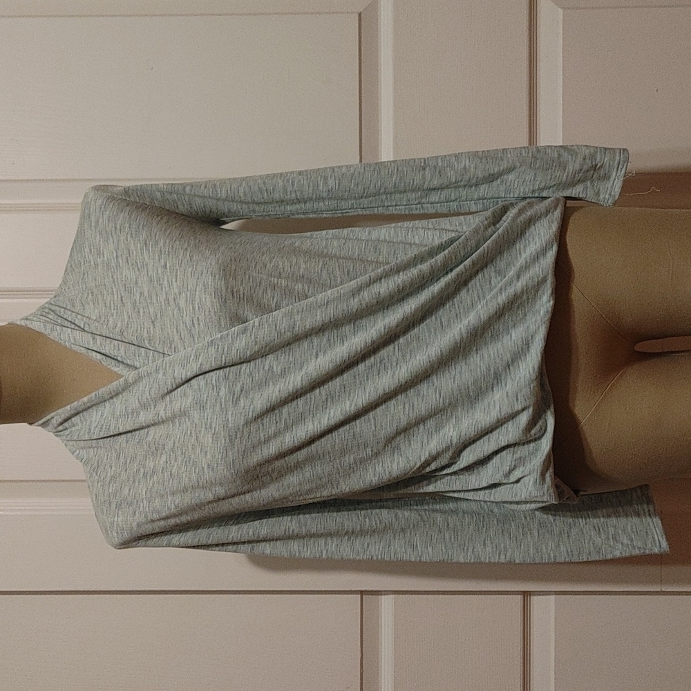 🌿 Mesh + Lace Top